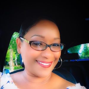 Meet your Posher, Jamina